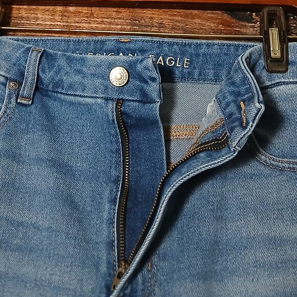 American Eagle Jeans Size 14 Curvy Mom High Rise Blue Denim Stretch - Picture 6 of 9